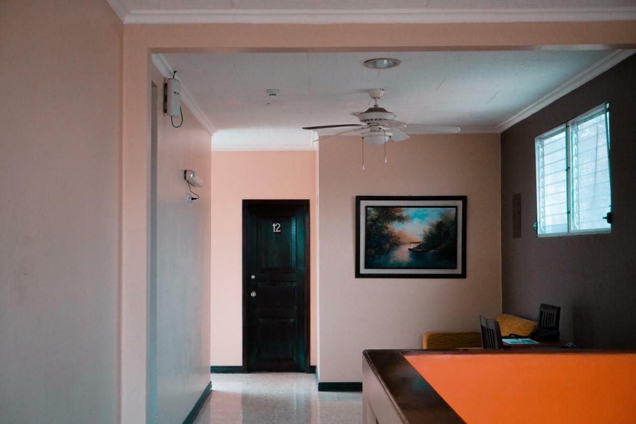 Urdesa Suites Hotel Гуаякиль Экстерьер фото